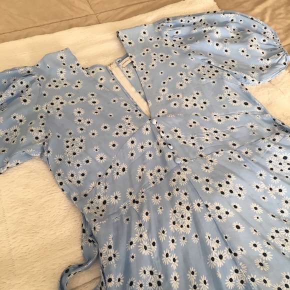 REVOLVE Faitfull the Brand Floral Dress size 8 - Picture 2 of 10